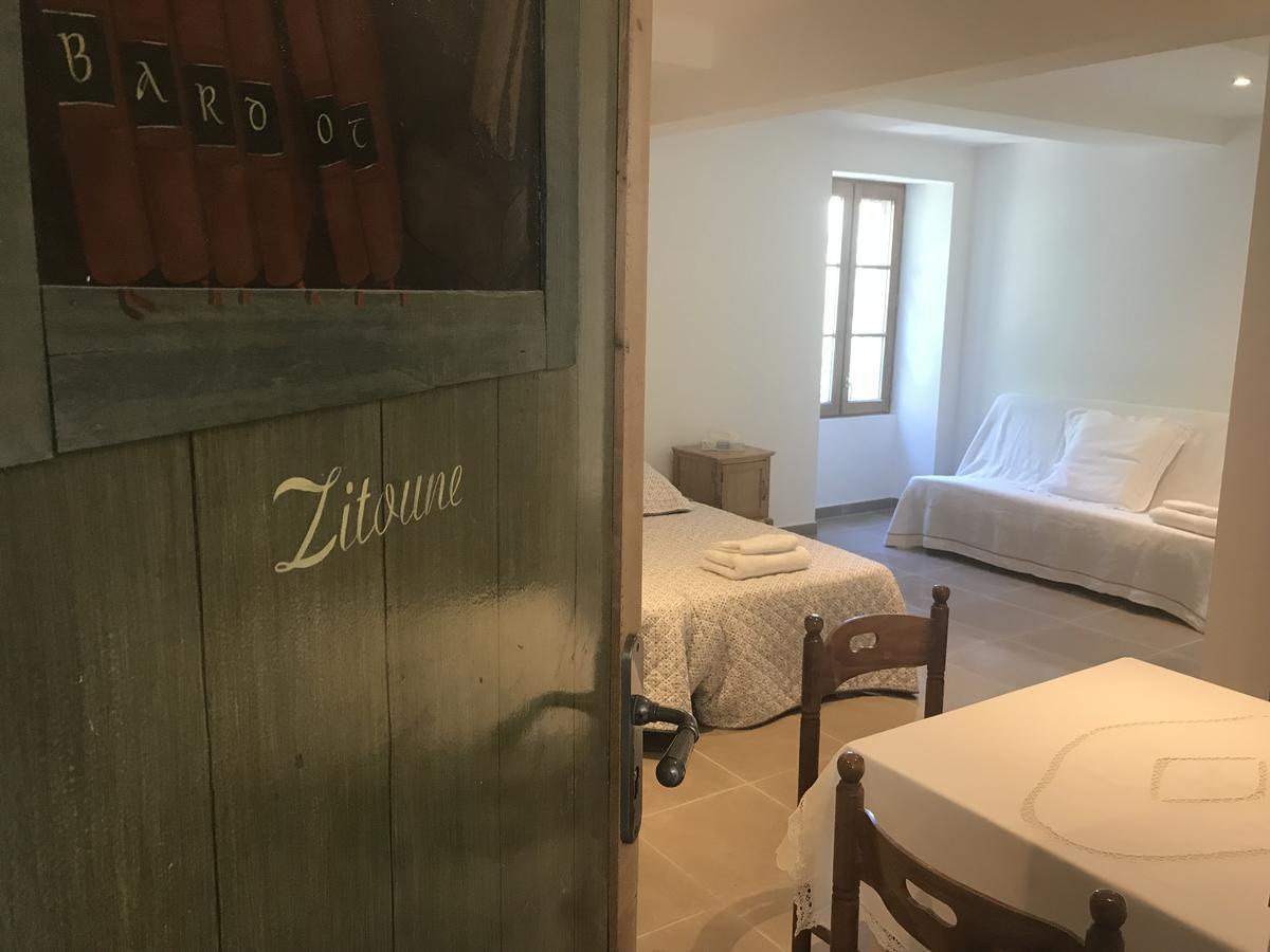 Les Chambres Du Moulin A Huile Bed & Breakfast 2*